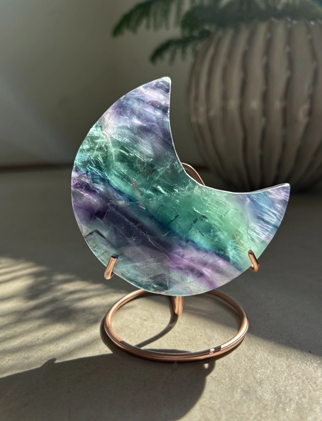 Luna in Fluorite Arcobaleno